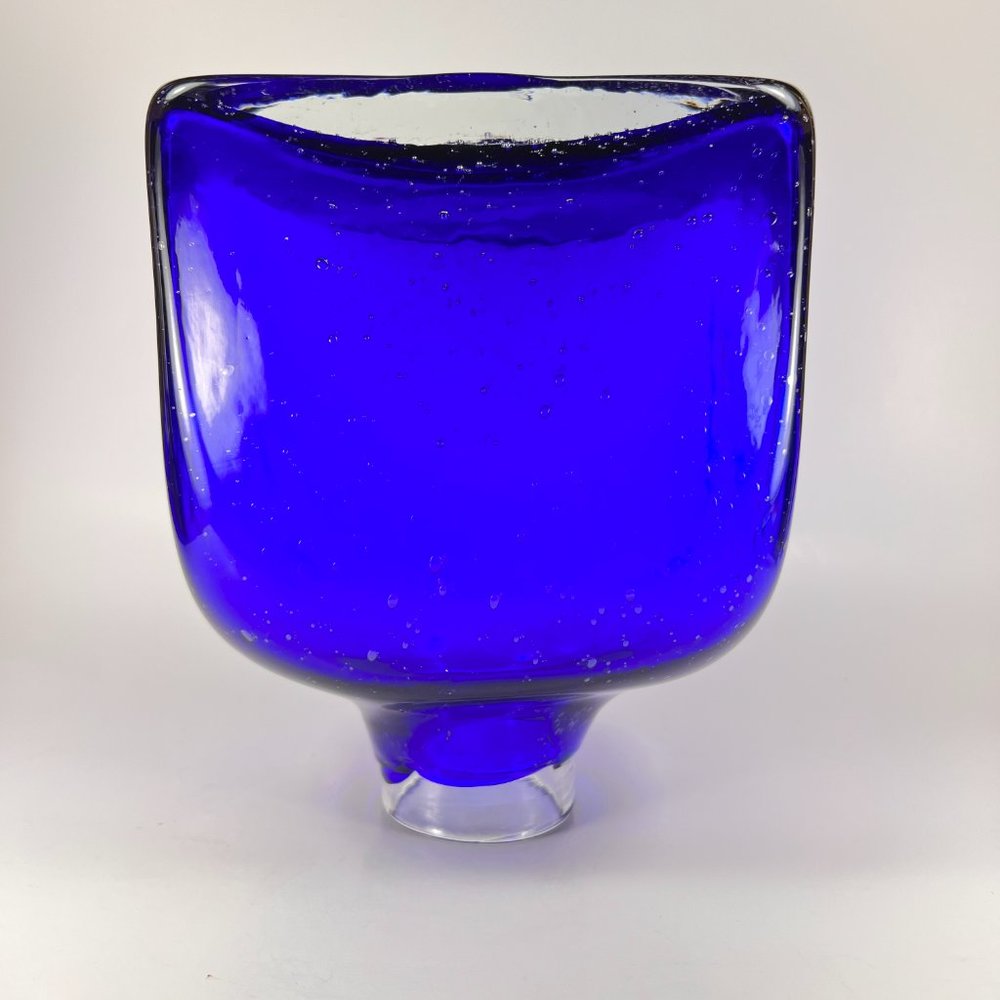 Cobalt Blue Vase Clear Cased Art Glass Hand Blown Bubbles Pattern - Picture 9 of 16